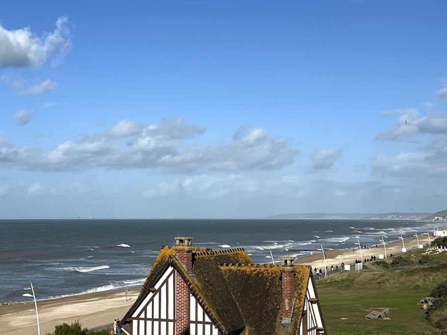Apartamento Sur La Plage / Enjoy The Beach Cabourg Exterior foto